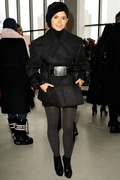 Look 11